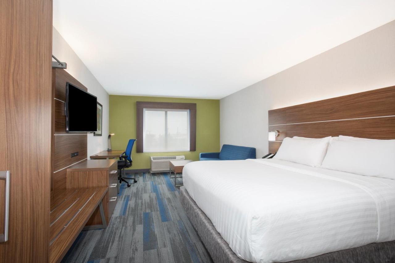 Holiday Inn Express Kansas City - At The Legends! By Ihg Bonner Springs Luaran gambar