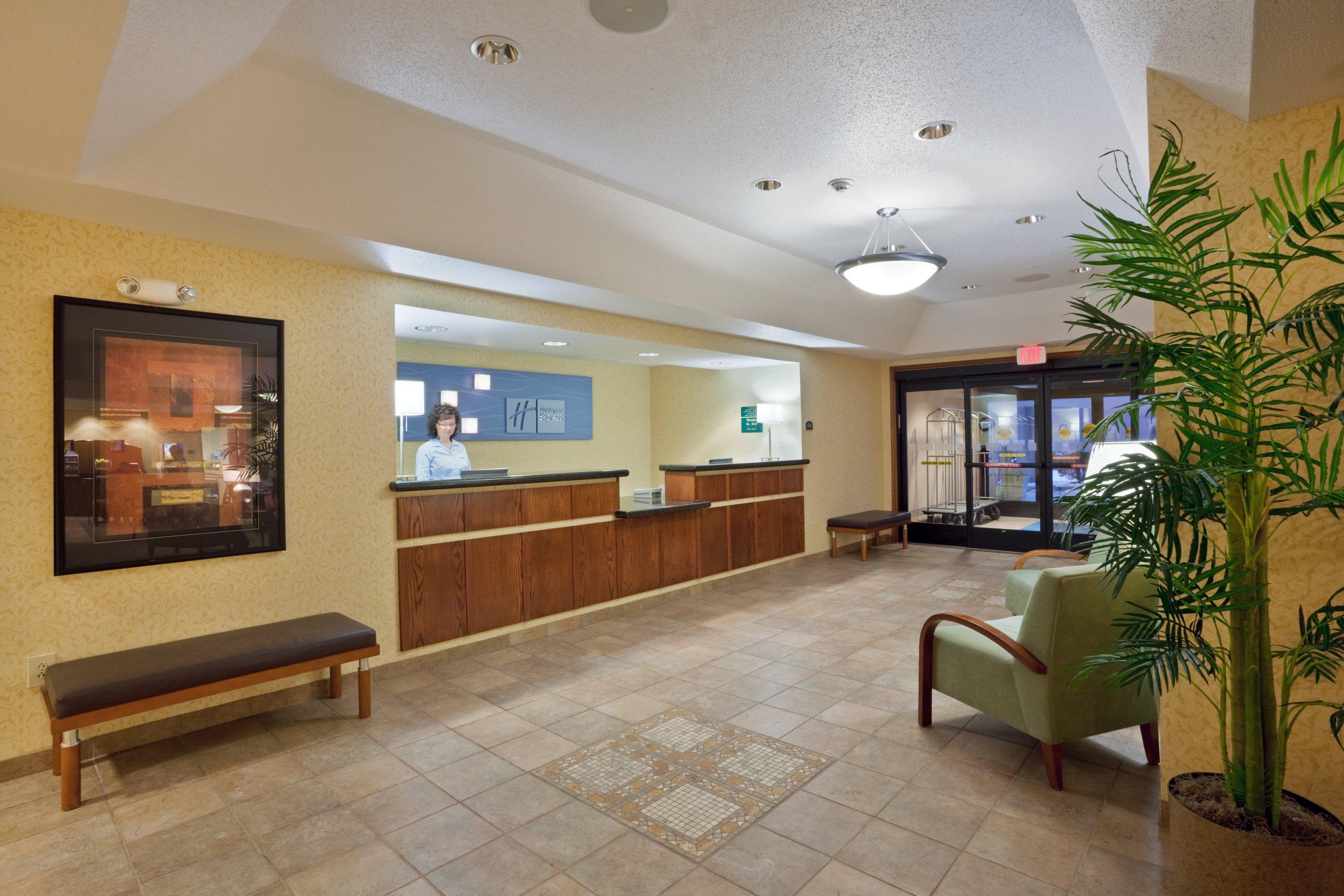 Holiday Inn Express Kansas City - At The Legends! By Ihg Bonner Springs Luaran gambar
